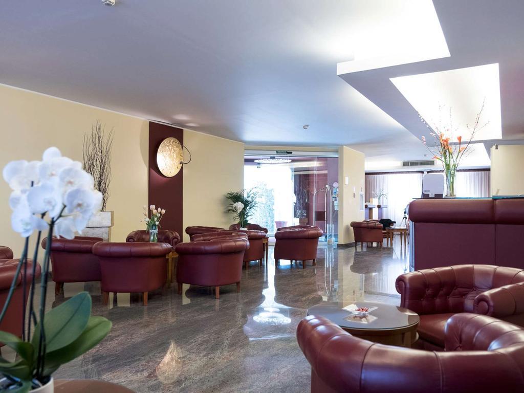 Appia Antica Hotel Corato Exterior photo